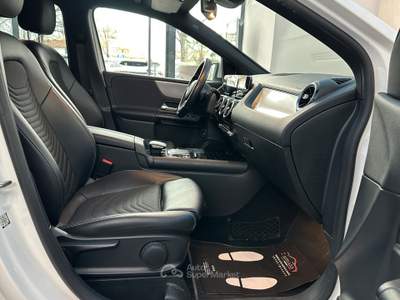 Mercedes-Benz Classe B B 180 d Automatic Executive Bianco usata Prato