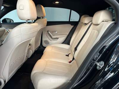 Mercedes-Benz Classe A A 180 d Automatic Executive Beige usata Prato