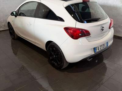 Opel Corsa Corsa 1.4 90CV Start&Stop aut. Coupé n-Joy Bianco usata Cornaredo