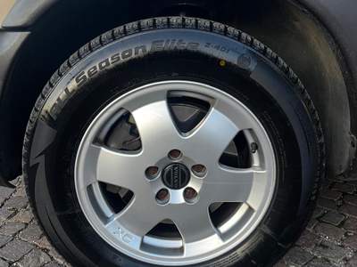 Volvo V70/XC70 VOLVO XC70 AWD MOMENTUM 2.4 TURBO ISCRITTA A.S.I. Argento usata Pian Camuno