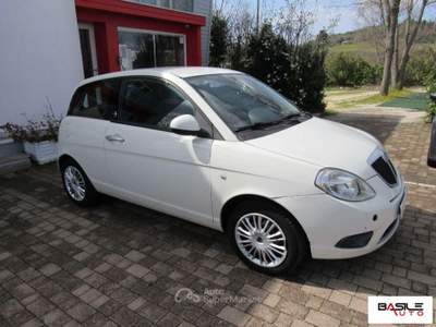 Lancia Ypsilon 1.4 Elle Ecochic GPL Bianco usata Oppido Lucano