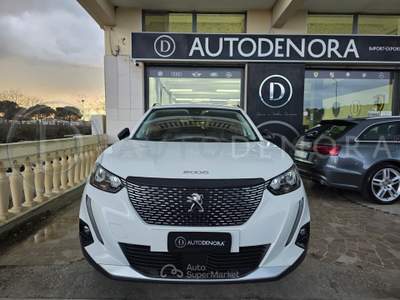 Peugeot 2008 S&S EAT8 Allure Pack#LED#PELLE#CAM#VIRTUAL3D#CARPLAY Bianco usata Altamura