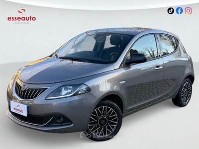 Lancia Ypsilon 5 porte S&S Hybrid Grigio usata PISTOIA