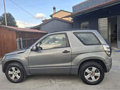 Suzuki Grand Vitara Grand Vitara 1.6 16V 3p. 4X4 Grigio usata Prato