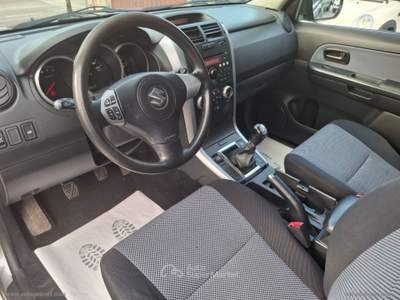 Suzuki Grand Vitara Grand Vitara 1.6 16V 3p. 4X4 Grigio usata Prato