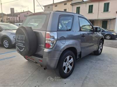Suzuki Grand Vitara Grand Vitara 1.6 16V 3p. 4X4 Grigio usata Prato