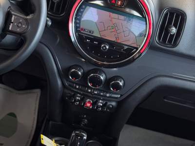 MINI Cooper D Countryman 2.0 ALL4 Automatica Beige usata CARESANABLOT