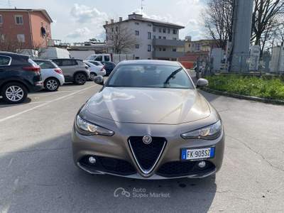 Alfa Romeo Giulia 2.2 t Business 150cv auto Grigio usata Treviglio