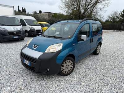 Peugeot Bipper Tepee 1.3 HDi 75 FAP Stop&Start Outdoor Blu/Azzurro usata Prato