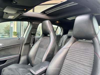Mercedes-Benz GLA CDI Automatic Sport TETTO APRIBILE Bianco usata Casalgrande