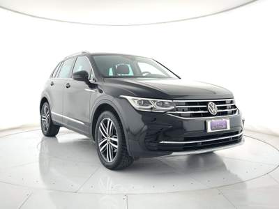 Volkswagen Tiguan Tiguan 2.0 tdi elegance 4motion 150cv dsg acc+c19+app connect Nero usata Ghedi