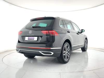 Volkswagen Tiguan Tiguan 2.0 tdi elegance 4motion 150cv dsg acc+c19+app connect Nero usata Ghedi