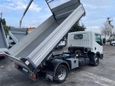 Nissan Cabstar RIBALTABILE TRILATERALE [R160] Bianco usata Sant'Agata Bolognese