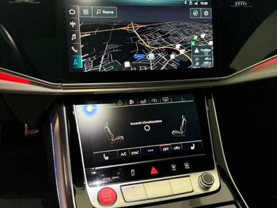 Audi Q8 3.0 V6 286 CV Quattro S-TRONIC S-LINE Bianco usata Cardito
