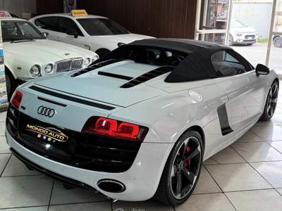 Audi R8 V 10 525 CV R-TRONIC QUATTRO SPYDER Bianco usata Cardito