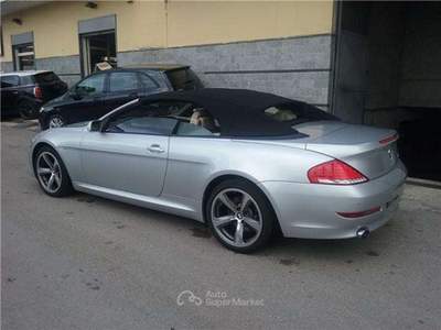 BMW Serie 6 M6 650 i 367 CV V8 AUTO CABRIO M-SPORT Argento usata Cardito