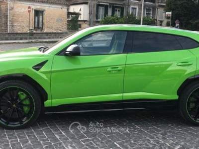 Lamborghini Urus v8 BITURBO 650 cv CAPSULE PERLA IN PRONTA CONSEGNA Oro usata Cardito