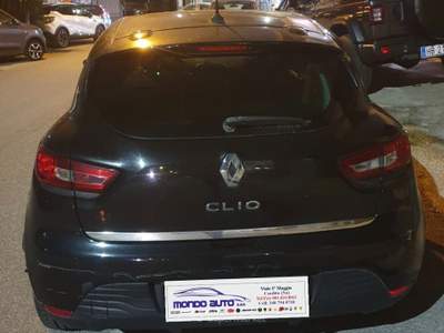 Renault Clio 1.2 75 CV ECOGPL 5 porte LIVE Nero usata Cardito