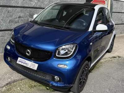 Smart ForFour 70 CV PASSION IN PRONTA CONSEGNA Blu/Azzurro usata Cardito