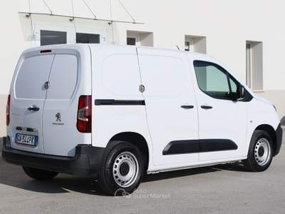 Peugeot Partner BlueHDi 100 S&S PC Furgone Premium Bianco usata DUE CARRARE