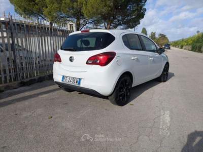 Opel Corsa Corsa V 2015 5p 1.4 b-Color Gpl 90cv Bianco usata Deruta