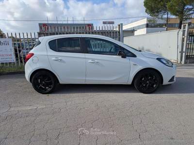 Opel Corsa Corsa V 2015 5p 1.4 b-Color Gpl 90cv Bianco usata Deruta