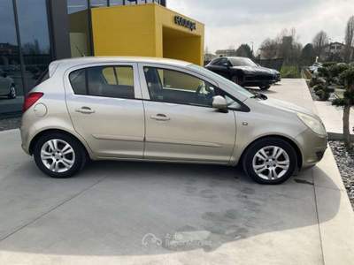 Opel Corsa 1.2 5 porte Club SOLO VENDITA EXPORT Bronzo usata Pieve di Cento