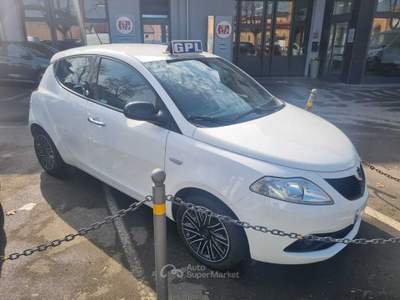 Lancia Ypsilon GPL GOLD UNICO PROPRIETARIO Bianco usata NONANTOLA