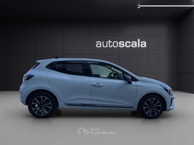Renault Clio TCe 90 CV 5 porte Techno Bianco usata Napoli