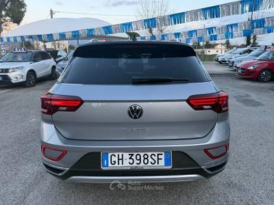 Volkswagen T-Roc " DA VETRINA " Style Argento usata Assisi