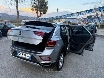 Volkswagen T-Roc " DA VETRINA " Style Argento usata Assisi