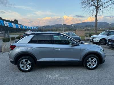 Volkswagen T-Roc " DA VETRINA " Style Argento usata Assisi
