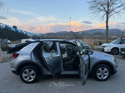 Volkswagen T-Roc " DA VETRINA " Style Argento usata Assisi