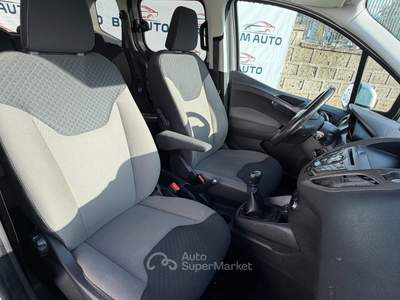 Ford Tourneo Courier 5 POSTI 1.5 TDCI 75 CV Titanium KM CERTIFICATI GARANTITA 12 MESI Argento usata Napoli
