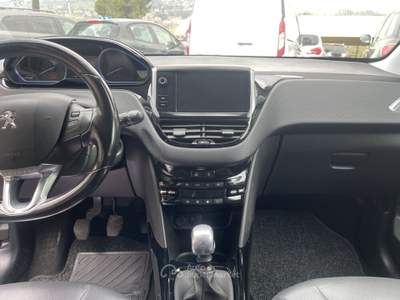 Peugeot 2008 S&S Black Matt NEO PATENTATI Grigio usata Perugia