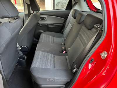 Toyota Yaris Tagliandi ufficiali Rosso usata Sestri Levante