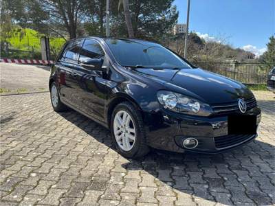 Volkswagen Golf Volkswagen Golf 2.0 TDI 110CV DPF 5p. Highline Nero usata Corleone