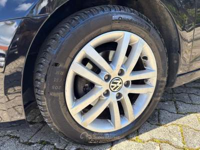 Volkswagen Golf Volkswagen Golf 2.0 TDI 110CV DPF 5p. Highline Nero usata Corleone