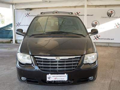 Chrysler Voyager / Grand Voyager 2.5 CRD cat LX Nero usata Quartu Sant'Elena