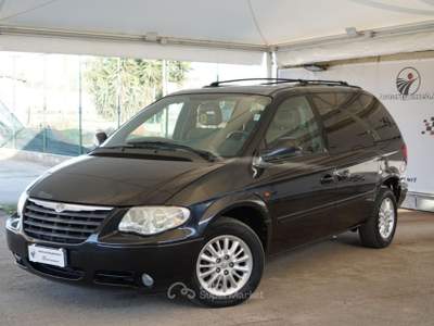 Chrysler Voyager / Grand Voyager 2.5 CRD cat LX Nero usata Quartu Sant'Elena