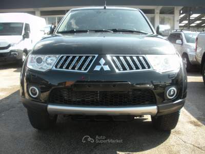 Mitsubishi L200 pick-up super select Nero usata Frosinone