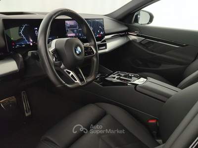 BMW Serie 5 520d 520d touring 48v xdrive msport pro auto Nero usata Milano