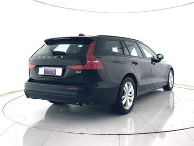 Volvo V60 V60 2.0 b4 momentum auto app connect Nero usata Ghedi