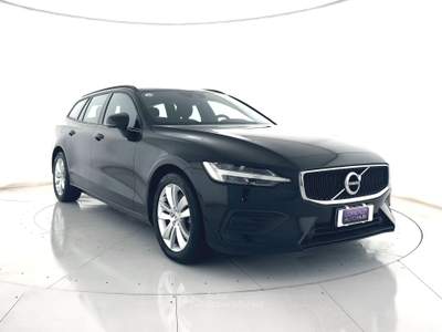 Volvo V60 V60 2.0 b4 momentum auto app connect Nero usata Ghedi
