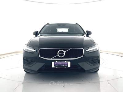Volvo V60 V60 2.0 b4 momentum auto app connect Nero usata Ghedi