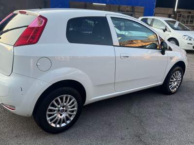 Fiat Punto Evo Autocarro Bianco usata Giugliano in Campania