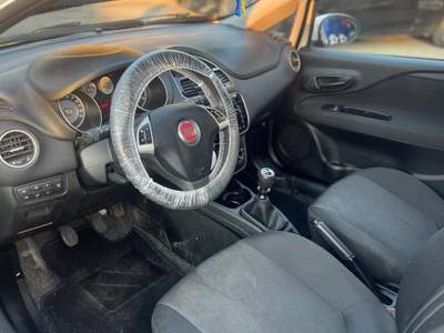 Fiat Punto Evo Autocarro Bianco usata Giugliano in Campania