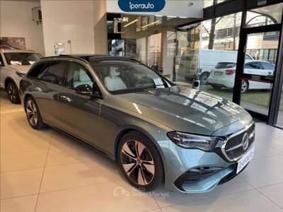Mercedes-Benz Classe E E sw 220 d amg line advanced plus auto Verde usata Bergamo