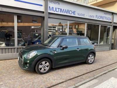MINI Clubman 1.5 D 3 Porte - Neopatentati Verde usata Como
