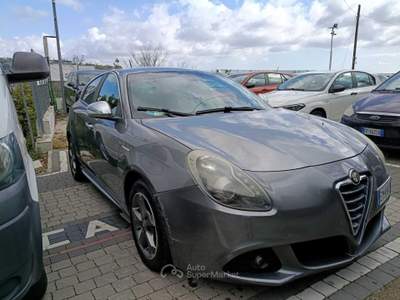 Alfa Romeo Giulietta Ottime condizioni Argento usata Ariccia